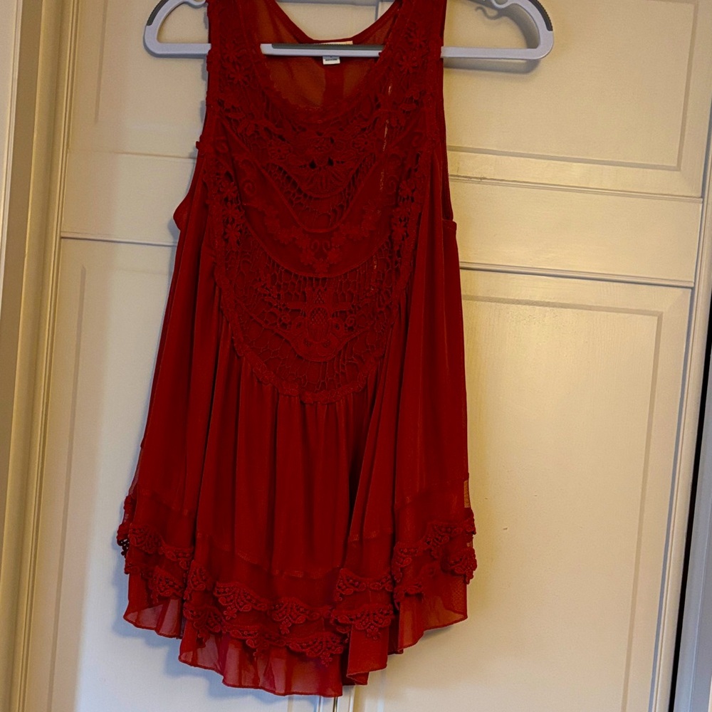 Rust colored Sleeveless Lace Top